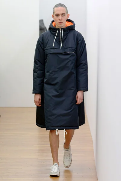 Look 42